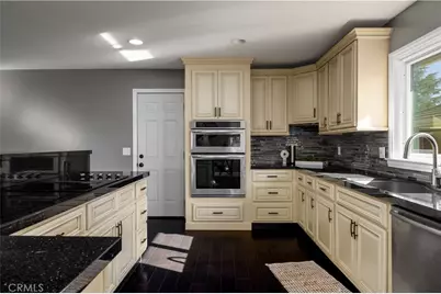 30205 Channel Way, Canyon Lake, CA 92587 - Photo 19