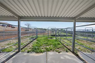 39210 Grassy Rd, Temecula, CA 92592 - Photo 15