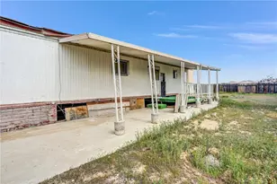 20695 Dale Evans Pkwy, Apple Valley, CA 92307 - Photo 3