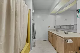 881 N Lake St, Hemet, CA 92544 - Photo 21