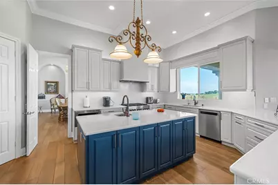 41653 Oak Trail Court, Murrieta, CA 92562 - Photo 13