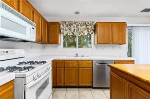 39894 Avenida Miguel Oeste, Murrieta, CA 92563 - Photo 17