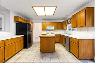 39894 Avenida Miguel Oeste, Murrieta, CA 92563 - Photo 15