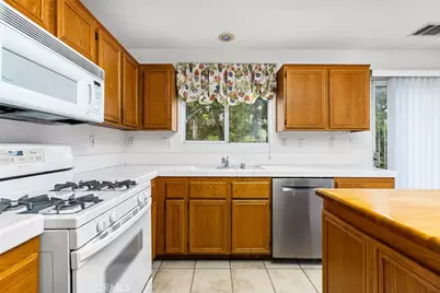 39894 Avenida Miguel Oeste, Murrieta, CA 92563 - Photo 15