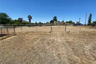 21705 John St, Perris, CA 92570 - Photo 3