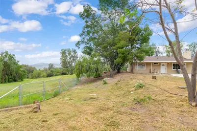 34100 Sugar Loaf, Nuevo, CA 92567 - Photo 37