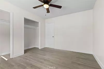 1622 Firestone Boulevard, Los Angeles, CA 90001 - Photo 11