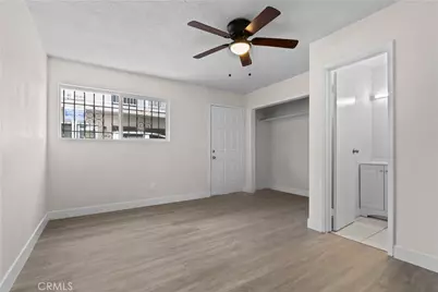 1622 Firestone Boulevard, Los Angeles, CA 90001 - Photo 15