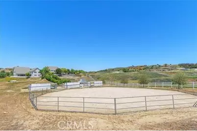 36475 Avenida La Cresta, Murrieta, CA 92562 - Photo 9