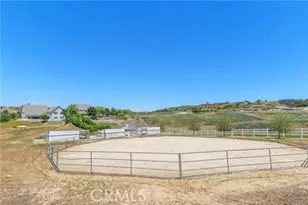 36475 Avenida La Cresta, Murrieta, CA 92562 - Photo 9