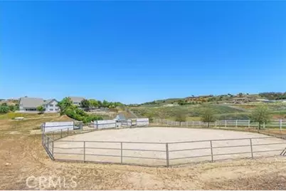36475 Avenida La Cresta, Murrieta, CA 92562 - Photo 9