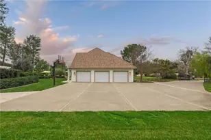 43925 El Lucero, Temecula, CA 92592 - Photo 11