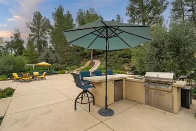 43925 El Lucero, Temecula, CA 92592 - Photo 9