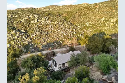 42180 Avery Canyon, Hemet, CA 92544 - Photo 11