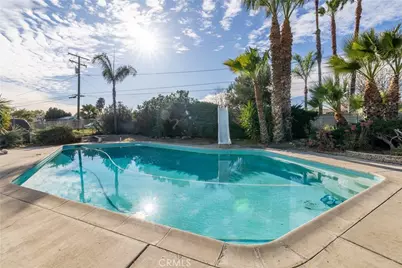 1098 Richards, Perris, CA 92571 - Photo 5