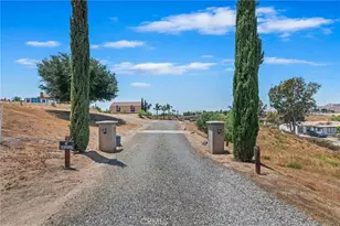 38101 Via Lobato, Temecula, CA 92592 - Photo 47
