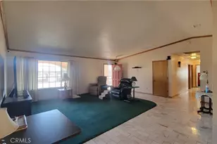 8756 Oakwood Ave, Hesperia, CA 92345 - Photo 7