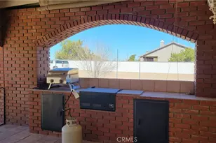 8756 Oakwood Ave, Hesperia, CA 92345 - Photo 31