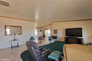 8756 Oakwood Ave, Hesperia, CA 92345 - Photo 9