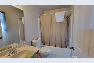 8756 Oakwood Avenue, Hesperia, CA 92345 - Photo 45