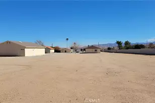 8756 Oakwood Ave, Hesperia, CA 92345 - Photo 57