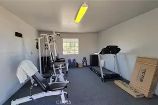 8756 Oakwood Ave, Hesperia, CA 92345 - Photo 35