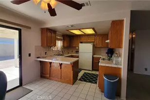 8756 Oakwood Ave, Hesperia, CA 92345 - Photo 41
