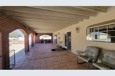 8756 Oakwood Avenue, Hesperia, CA 92345 - Photo 29