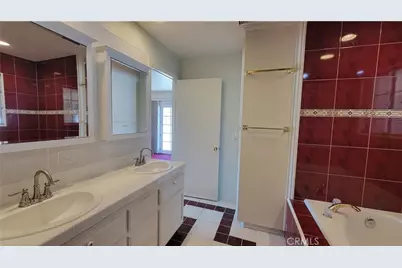 8756 Oakwood Avenue, Hesperia, CA 92345 - Photo 25