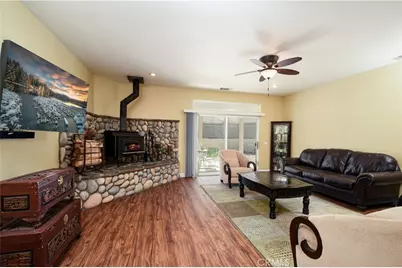 30938 Emperor, Canyon Lake, CA 92587 - Photo 11