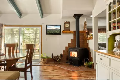 337 Lookout, Twin Peaks, CA 92391 - Photo 5