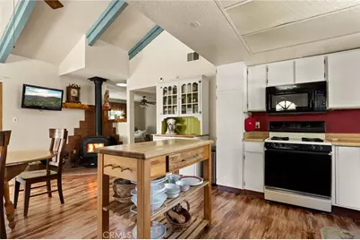 337 Lookout, Twin Peaks, CA 92391 - Photo 7