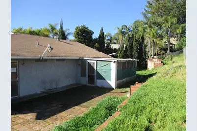 560 W 10th Street, Perris, CA 92570 - Photo 25