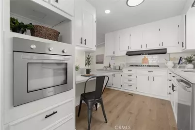 307 S Smith Avenue #5, Corona, CA 92882 - Photo 11