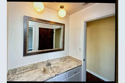 25373 Valley View Road, Apple Valley, CA 92308 - Photo 11