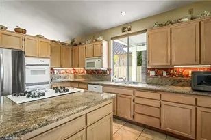 40465 Via Camposeco, Murrieta, CA 92562 - Photo 47