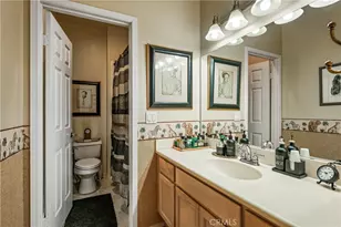 40465 Via Camposeco, Murrieta, CA 92562 - Photo 11