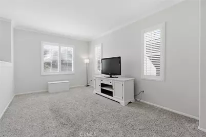 23634 Saratoga Springs, Murrieta, CA 92562 - Photo 5