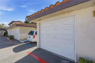 980 Lupine Hills Dr, Vista, CA 92081 - Photo 23