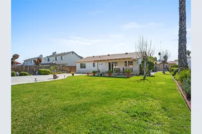 26414 Baldy Peak Dr., Menifee, CA 92586 - Photo 17