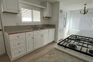 31130 S General Kearny Rd, Temecula, CA 92591 - Photo 9