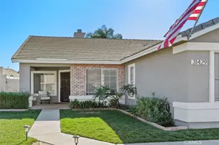 31429 Amsterdam, Winchester, CA 92596 - Photo 3