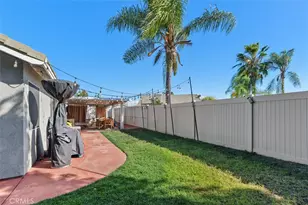 31429 Amsterdam, Winchester, CA 92596 - Photo 35