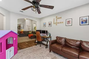 31429 Amsterdam, Winchester, CA 92596 - Photo 21