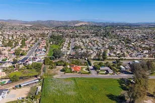 15020 Larson, Lake Elsinore, CA 92530 - Photo 33