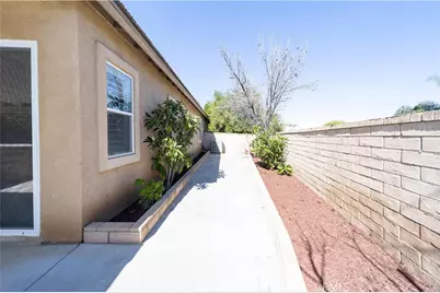 32375 Safflower, Winchester, CA 92596 - Photo 39