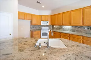 32375 Safflower, Winchester, CA 92596 - Photo 11