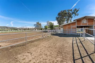 31675 Contour, Nuevo, CA 92567 - Photo 59