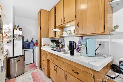 229 S Carmalita, Hemet, CA 92543 - Photo 23