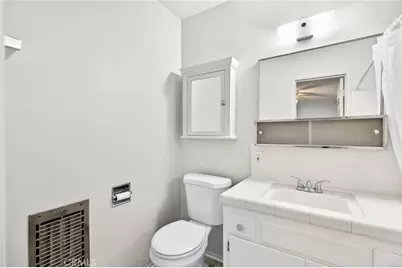 229 S Carmalita, Hemet, CA 92543 - Photo 15